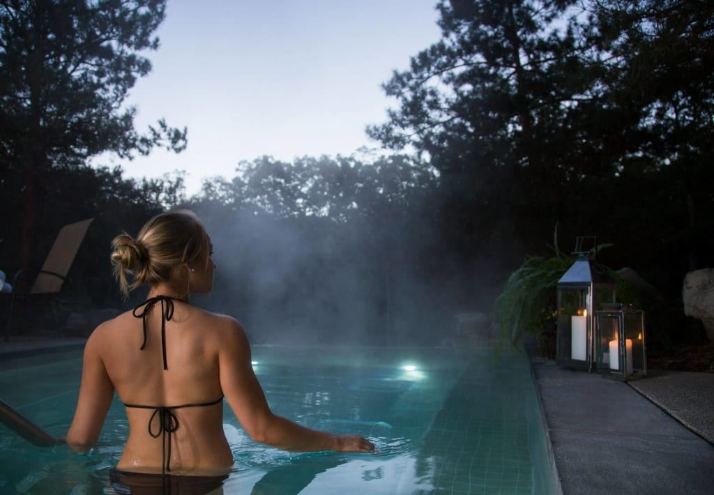 The Lodge at Woodloch whirlpool